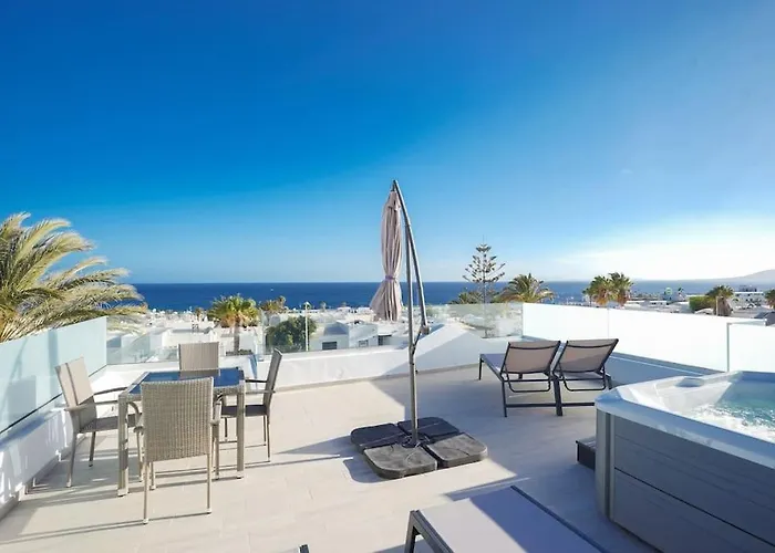 Rooftop Sea View With Jacuzzi And A/C